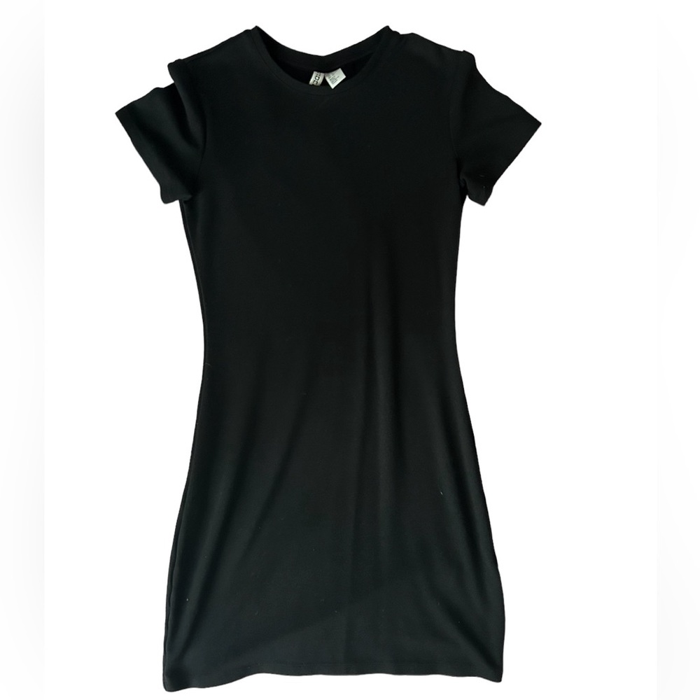 H&M solid black dress
